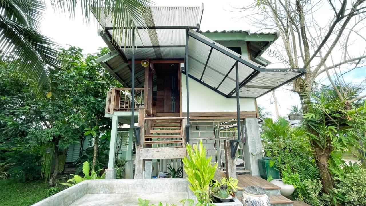 Rimsira Villa Chumphon Bagian luar foto