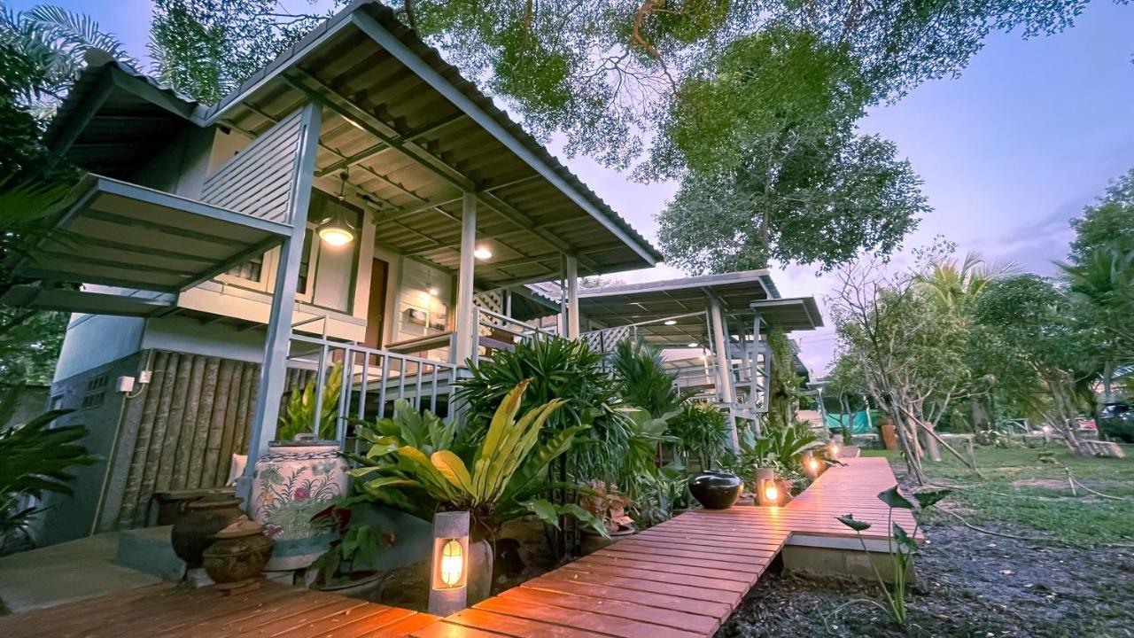 Rimsira Villa Chumphon Bagian luar foto