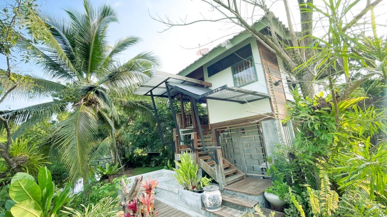Rimsira Villa Chumphon Bagian luar foto