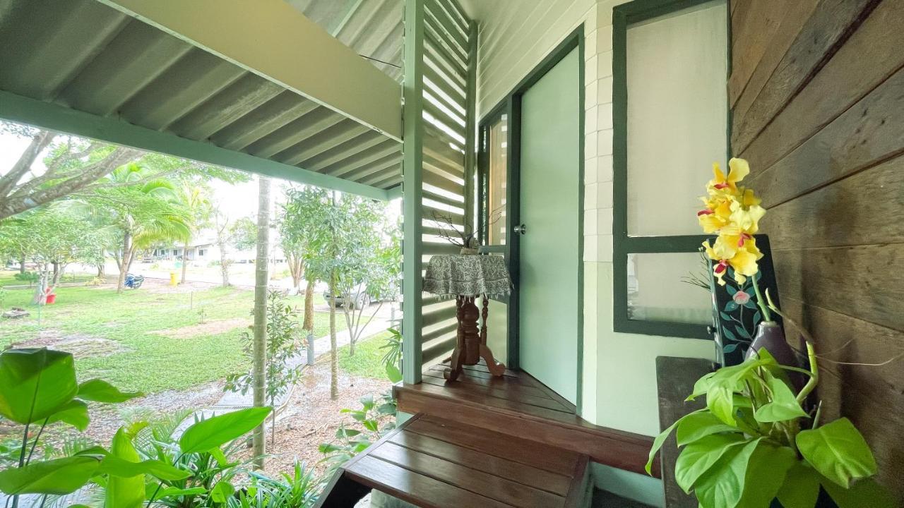 Rimsira Villa Chumphon Bagian luar foto