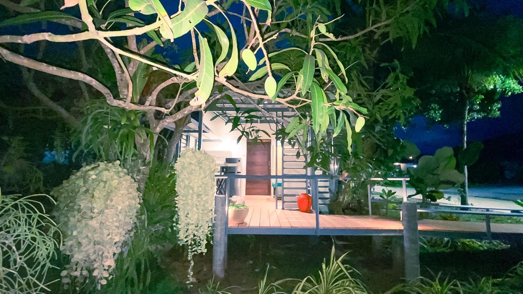 Rimsira Villa Chumphon Bagian luar foto